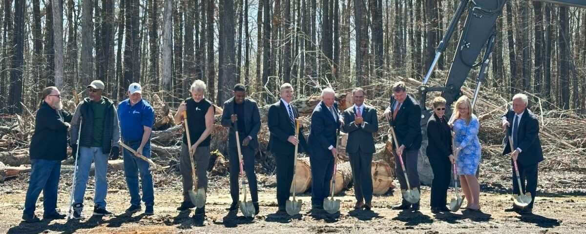 Groundbreaking for Innovative Machine and Tool